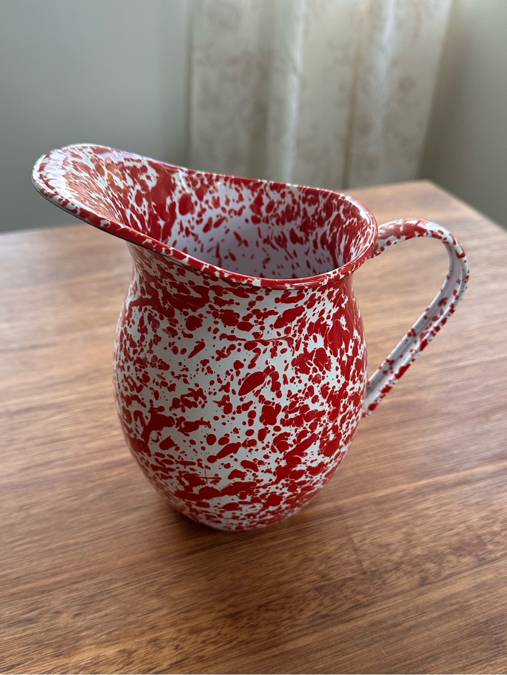 Crow Canyon Enamelware Marbled 1.5 Qt Water Pitcher  Splatterware Red White